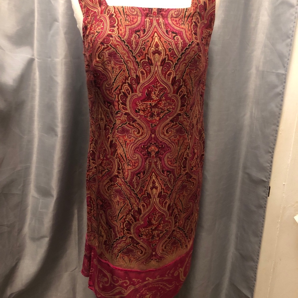 Valerie Stevens petites all silk lined dress 10 P. Side zipper